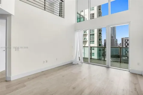 41 SE 5th Street Miami FL 33131