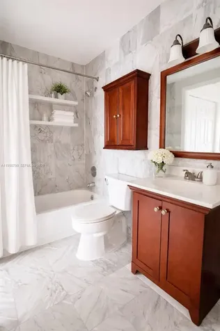 1283 W 51st Place Hialeah FL 33012