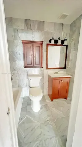 1283 W 51st Place Hialeah FL 33012