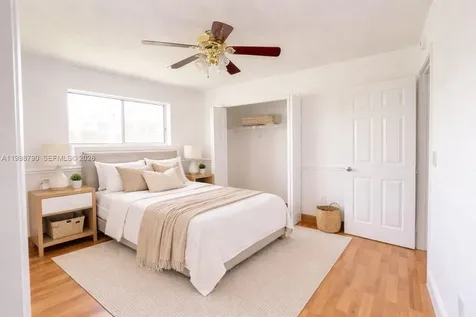 1283 W 51st Place Hialeah FL 33012