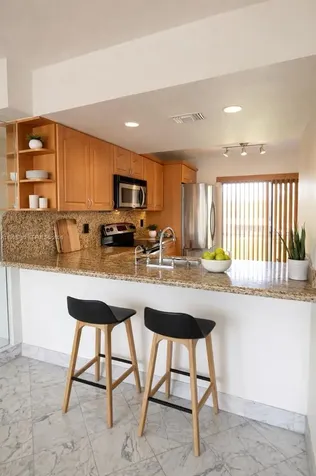 1283 W 51st Place Hialeah FL 33012