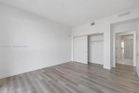 101 Diplomat Parkway Hallandale Beach FL 33009