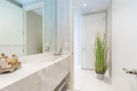16901 Collins Avenue Sunny Isles Beach FL 33160