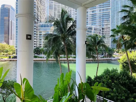 801 Brickell Key Boulevard Miami FL 33131