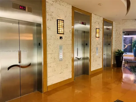 801 Brickell Key Boulevard Miami FL 33131
