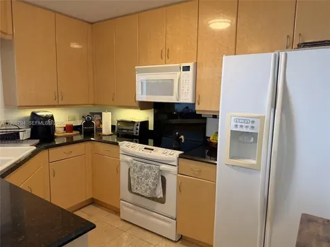 801 Brickell Key Boulevard Miami FL 33131