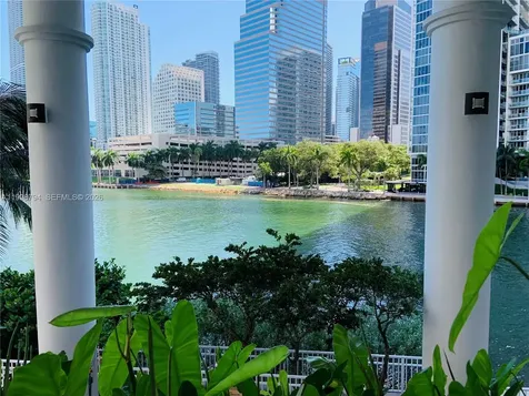 801 Brickell Key Boulevard Miami FL 33131