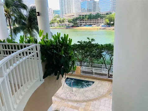 801 Brickell Key Boulevard Miami FL 33131