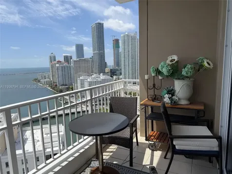 801 Brickell Key Boulevard Miami FL 33131