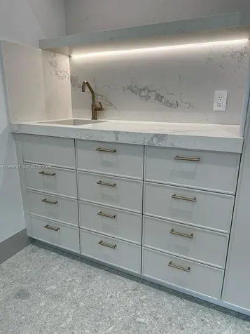 737 Crandon Boulevard Key Biscayne FL 33149