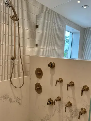 737 Crandon Boulevard Key Biscayne FL 33149
