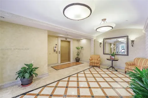 737 Crandon Boulevard Key Biscayne FL 33149
