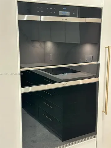 737 Crandon Boulevard Key Biscayne FL 33149