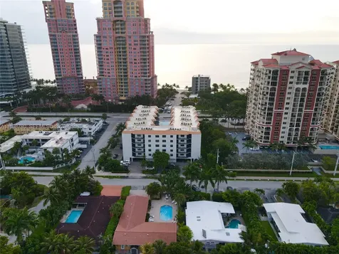 2033 NE 33rd Avenue Fort Lauderdale FL 33305