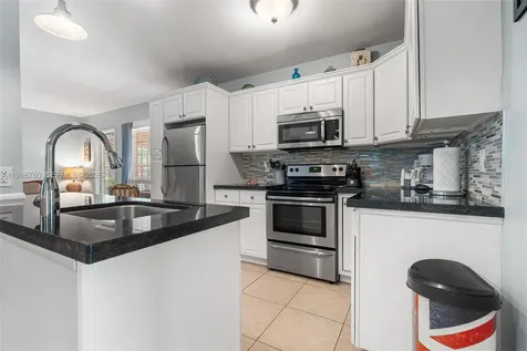 2033 NE 33rd Avenue Fort Lauderdale FL 33305