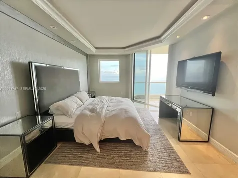 17875 Collins Avenue Sunny Isles Beach FL 33160
