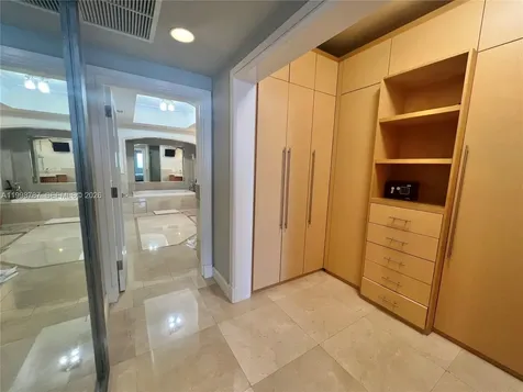 17875 Collins Avenue Sunny Isles Beach FL 33160