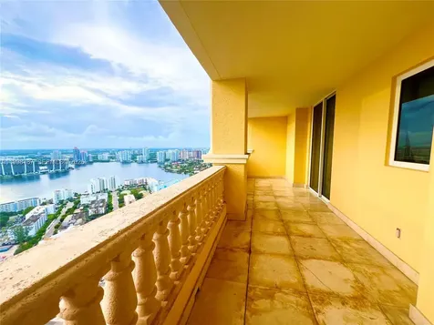 17875 Collins Avenue Sunny Isles Beach FL 33160