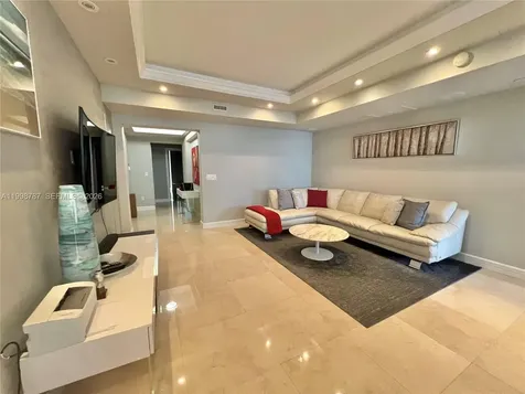 17875 Collins Avenue Sunny Isles Beach FL 33160