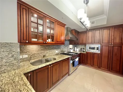 17875 Collins Avenue Sunny Isles Beach FL 33160