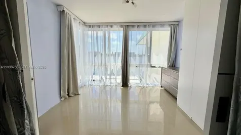 1150 NE 191st Street Miami FL 33179