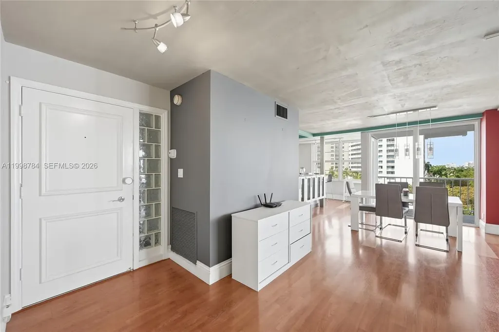 2800 E Sunrise Boulevard Fort Lauderdale FL 33304