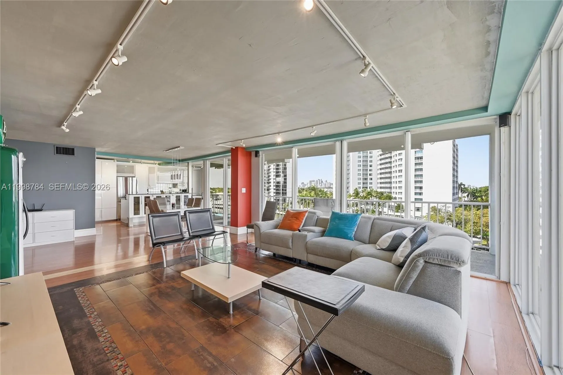 2800 E Sunrise Boulevard Fort Lauderdale FL 33304