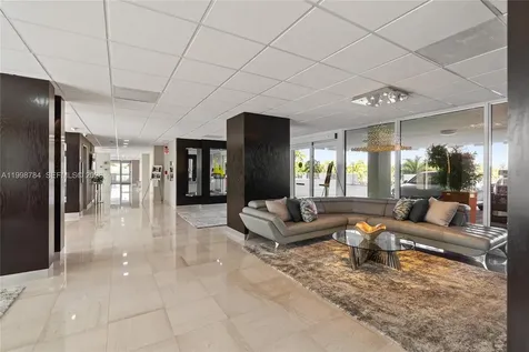 2800 E Sunrise Boulevard Fort Lauderdale FL 33304