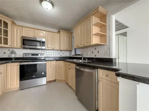 3815 NW 35th Street Coconut Creek FL 33066