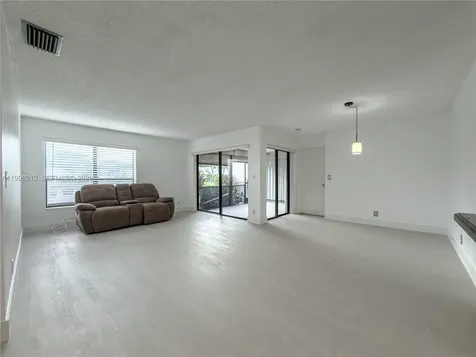 3815 NW 35th Street Coconut Creek FL 33066