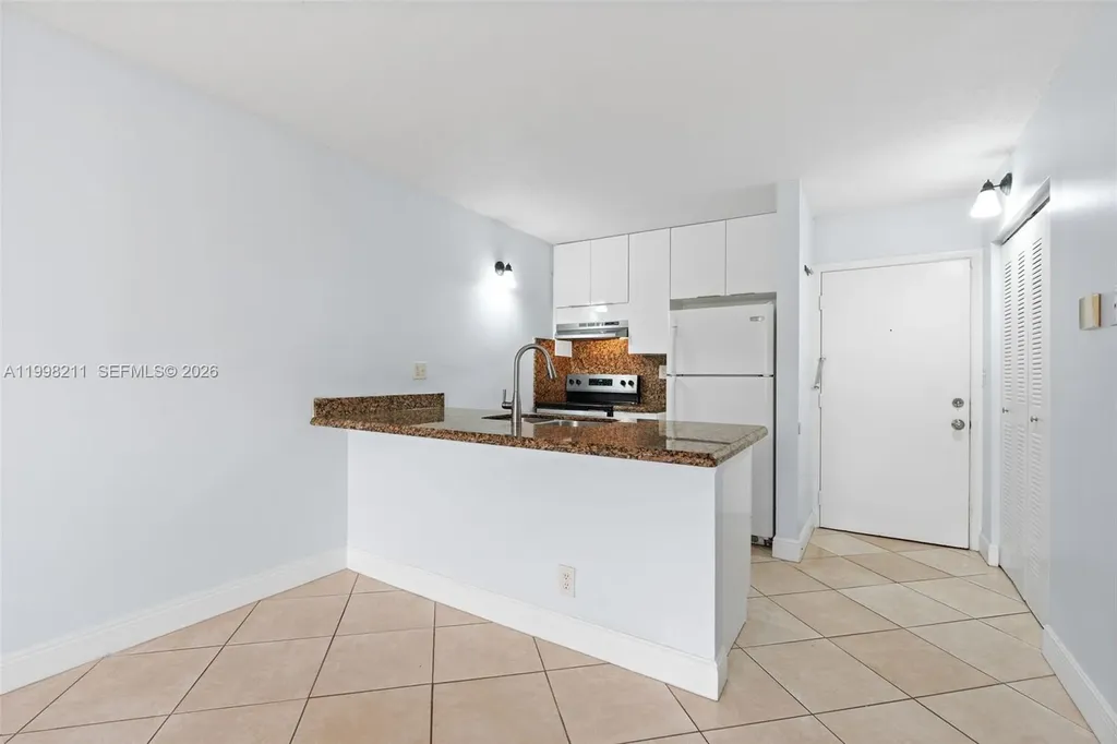 2771 Riverside Drive Coral Springs FL 33065