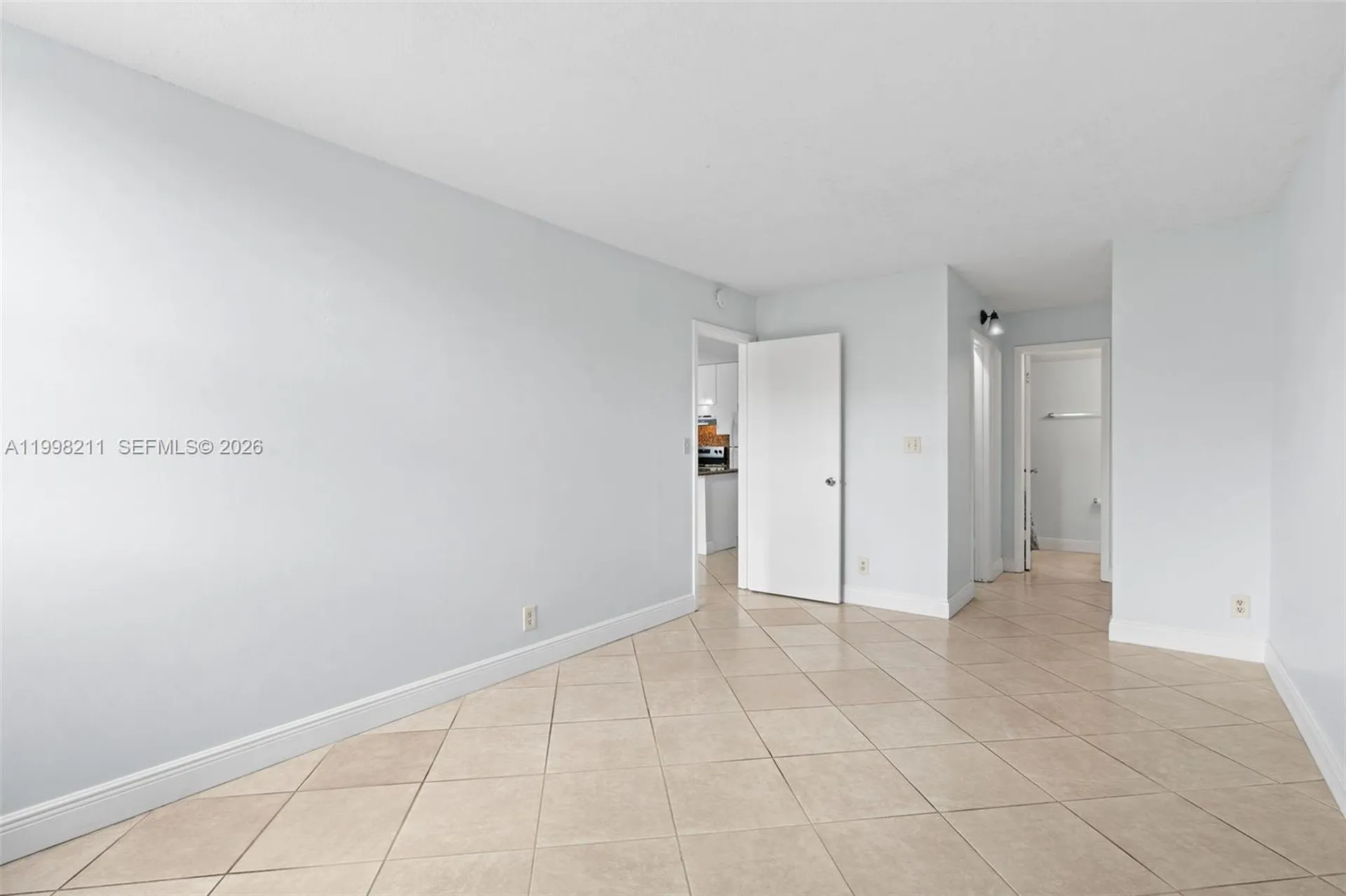 2771 Riverside Drive Coral Springs FL 33065