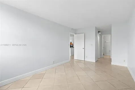 2771 Riverside Drive Coral Springs FL 33065