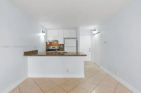 2771 Riverside Drive Coral Springs FL 33065