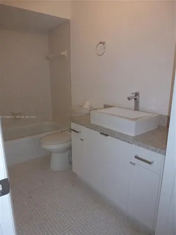 220 Lakeview Drive Weston FL 33326