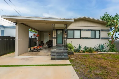 2925 NW 11th Avenue Miami FL 33127