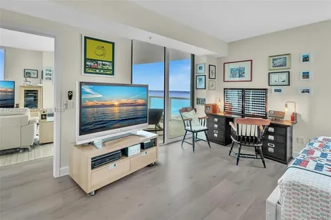 3801 Collins Avenue Miami Beach FL 33140