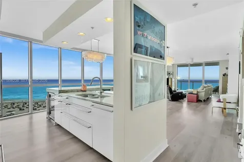 3801 Collins Avenue Miami Beach FL 33140