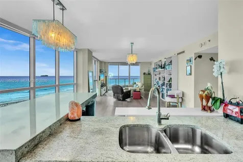 3801 Collins Avenue Miami Beach FL 33140