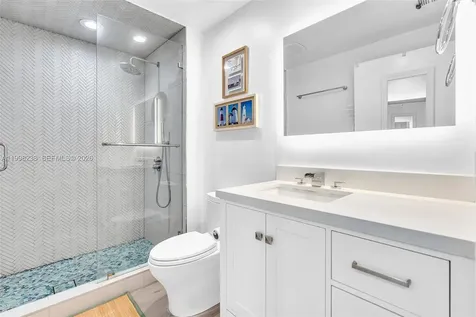 3801 Collins Avenue Miami Beach FL 33140