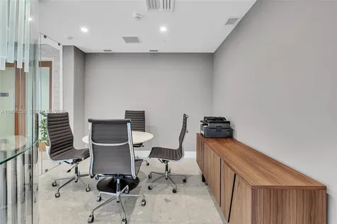 3801 Collins Avenue Miami Beach FL 33140