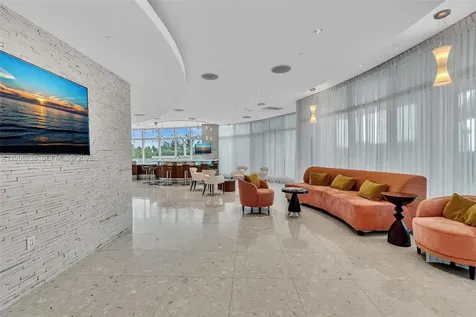 3801 Collins Avenue Miami Beach FL 33140