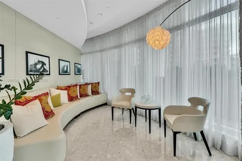 3801 Collins Avenue Miami Beach FL 33140