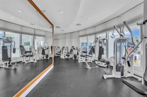 3801 Collins Avenue Miami Beach FL 33140