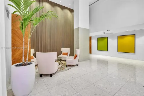 3801 Collins Avenue Miami Beach FL 33140
