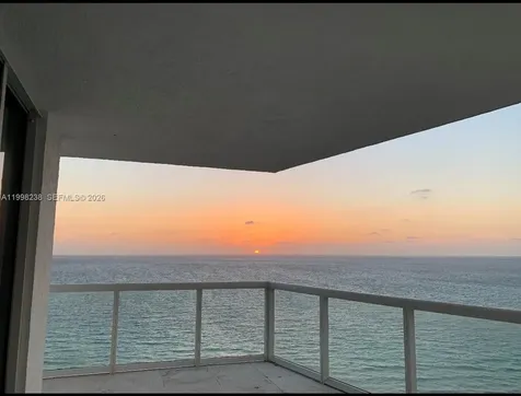 3801 Collins Avenue Miami Beach FL 33140
