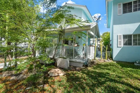 455 NW 19th Lane Miami FL 33136