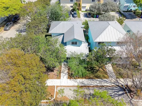 455 NW 19th Lane Miami FL 33136