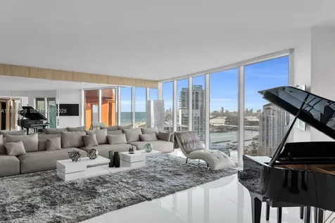 300 S Pointe Drive Miami Beach FL 33139