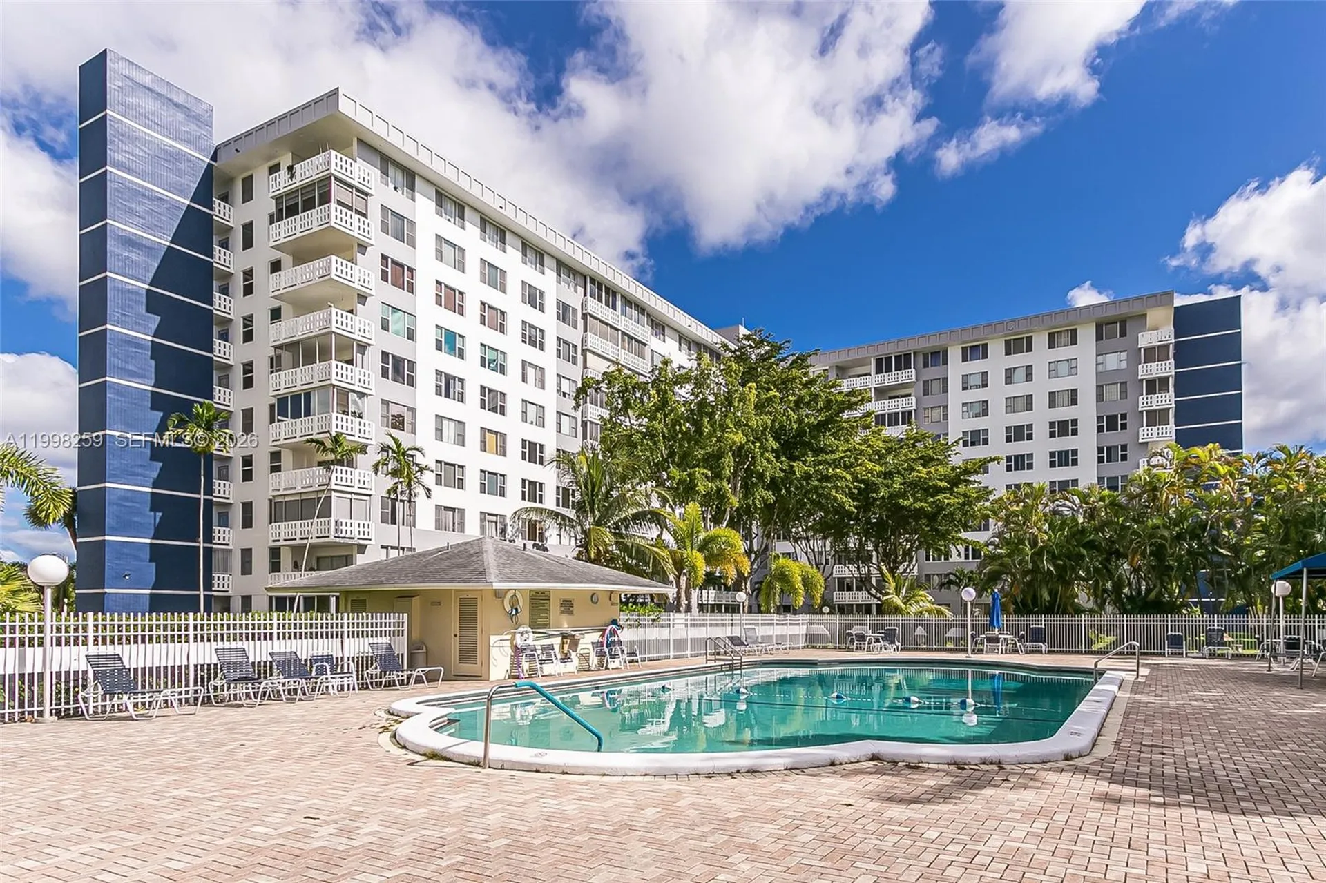 4350 Hillcrest Drive Hollywood FL 33021